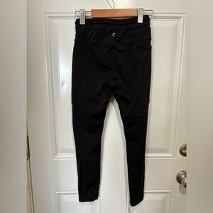 Zyia leggings size 2 black can fit girls 12/14 pocket detail on side